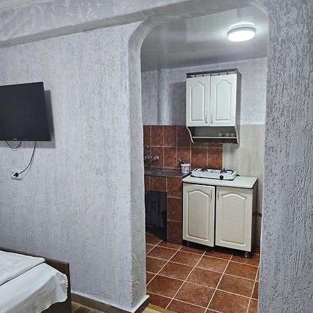 Guest House 2 Floor Batumi Exterior photo